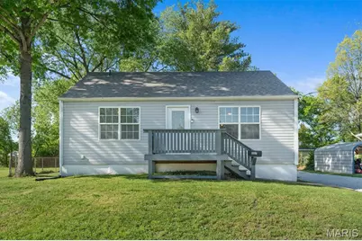 1107 W Congress Street, Pacific, MO 63069 - Photo 1