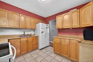 457 Vail Ct, Ballwin, MO 63021 - Photo 3