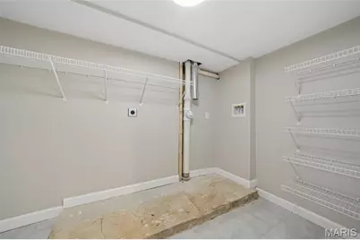9366 White Avenue, Brentwood, MO 63144 - Photo 25