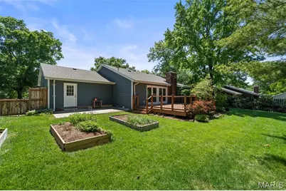 1437 Sunnytree Lane, Ballwin, MO 63021 - Photo 35
