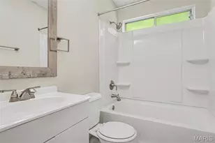 3145 Chicory Creek Ln, Florissant, MO 63031 - Photo 11