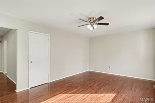 3145 Chicory Creek Ln, Florissant, MO 63031 - Photo 3