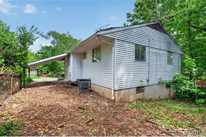 10247 Valley Drive, Saint Louis, MO 63137 - Photo 9