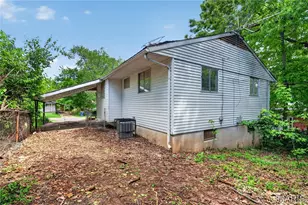 10247 Valley Dr, Saint Louis, MO 63137 - Photo 9