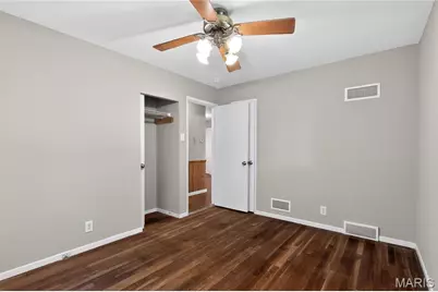 10247 Valley Drive, Saint Louis, MO 63137 - Photo 19