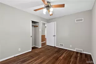 10247 Valley Dr, Saint Louis, MO 63137 - Photo 19