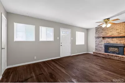 10247 Valley Drive, Saint Louis, MO 63137 - Photo 17