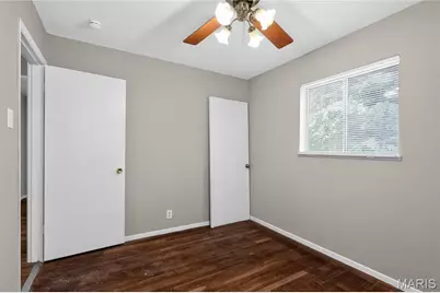 10247 Valley Drive, Saint Louis, MO 63137 - Photo 21