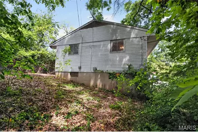 10247 Valley Drive, Saint Louis, MO 63137 - Photo 5