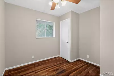 10247 Valley Drive, Saint Louis, MO 63137 - Photo 13