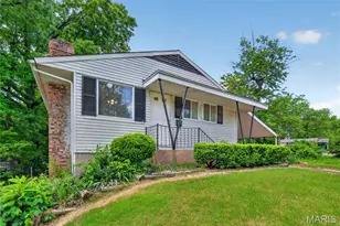 10247 Valley Dr, Saint Louis, MO 63137 - Photo 1