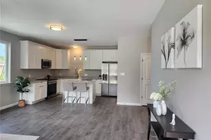10111 Niblic Dr, Overland, MO 63114 - Photo 3