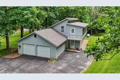 4120 Charbonier Road, Florissant, MO 63031 - Photo 5