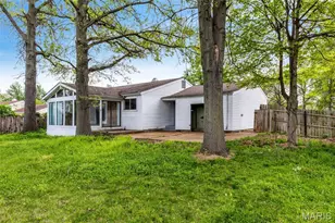 119 Bellechasse Dr, Chesterfield, MO 63017 - Photo 35