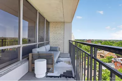 4501 Lindell Boulevard #10B, Saint Louis, MO 63108 - Photo 17