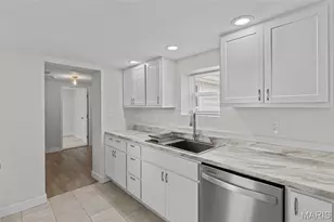 525 S Adams St, Festus, MO 63028 - Photo 23