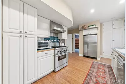7101 Delmar Boulevard, University City, MO 63130 - Photo 17