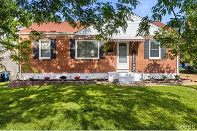 9814 Huntingdon Lane, Saint Louis, MO 63123 - Photo 1