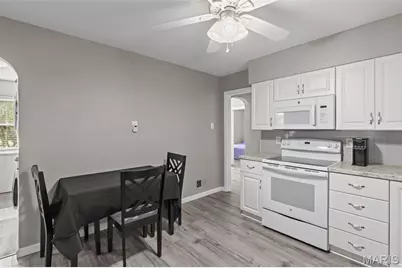 9814 Huntingdon Lane, Saint Louis, MO 63123 - Photo 19