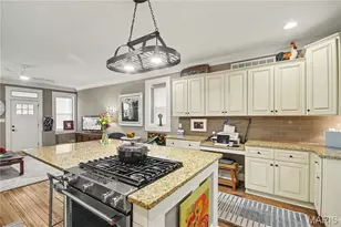 4137 Virginia Ave, Saint Louis, MO 63118 - Photo 5