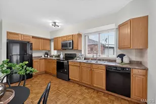 4139 Tholozan Ave, Saint Louis, MO 63116 - Photo 11