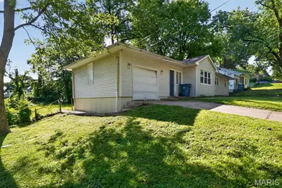 6148 Dupree Avenue, Saint Louis, MO 63135 - Photo 3