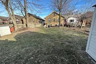 6020 Potomac St, Saint Louis, MO 63139 - Photo 3