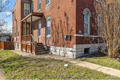 3259 Minnesota Avenue, Saint Louis, MO 63118 - Photo 3