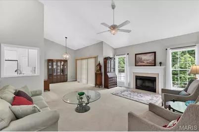 14736 Thornbird Manor Parkway, Chesterfield, MO 63017 - Photo 21