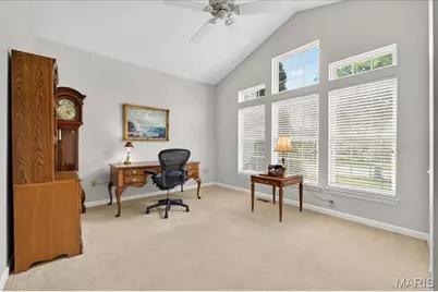14736 Thornbird Manor Parkway, Chesterfield, MO 63017 - Photo 35
