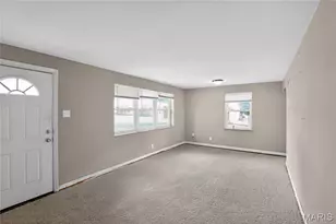 6839 Chamberlain Ct, Saint Louis, MO 63130 - Photo 5