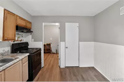 6839 Chamberlain Court, Saint Louis, MO 63130 - Photo 9
