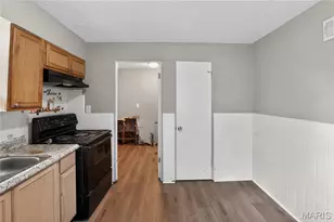 6839 Chamberlain Ct, Saint Louis, MO 63130 - Photo 9
