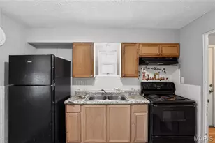6839 Chamberlain Ct, Saint Louis, MO 63130 - Photo 11