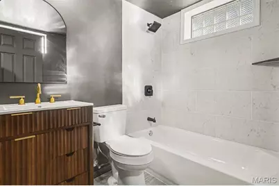 10401 Lilac Avenue, Saint Louis, MO 63137 - Photo 17