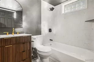 10401 Lilac Ave, Saint Louis, MO 63137 - Photo 17