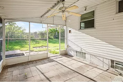 10401 Lilac Avenue, Saint Louis, MO 63137 - Photo 21