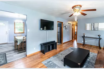 102 N Thomas Street, De Soto, MO 63020 - Photo 9