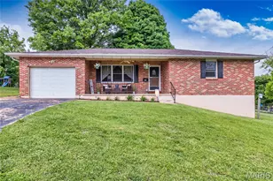102 N Thomas St, De Soto, MO 63020 - Photo 1