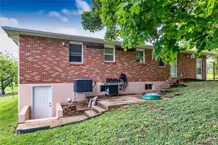 102 N Thomas St, De Soto, MO 63020 - Photo 5