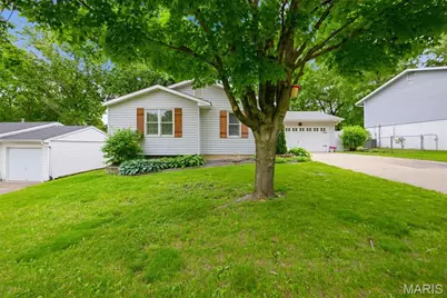 13 Spring Fawn Lane, Saint Peters, MO 63376 - Photo 3