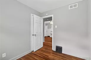 236 Forestwood Dr, Saint Louis, MO 63135 - Photo 11