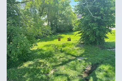 1015 Dardenne Street, Saint Charles, MO 63301 - Photo 9