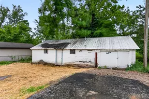 11038 Gertrude Ave, Saint Ann, MO 63074 - Photo 39