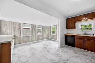11038 Gertrude Ave, Saint Ann, MO 63074 - Photo 29