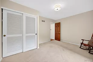 12464 Meadow Green Pl, Saint Louis, MO 63141 - Photo 33