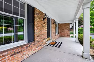 12464 Meadow Green Pl, Saint Louis, MO 63141 - Photo 5