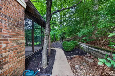12464 Meadow Green Place, Saint Louis, MO 63141 - Photo 47