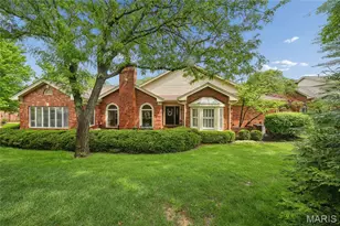 13302 Fairfield Cir Dr, Town and Country, MO 63017 - Photo 1