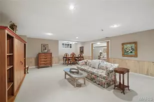 13302 Fairfield Cir Dr, Town and Country, MO 63017 - Photo 15